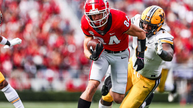 211106_AJW_FB_MIZZOU_2097-X3